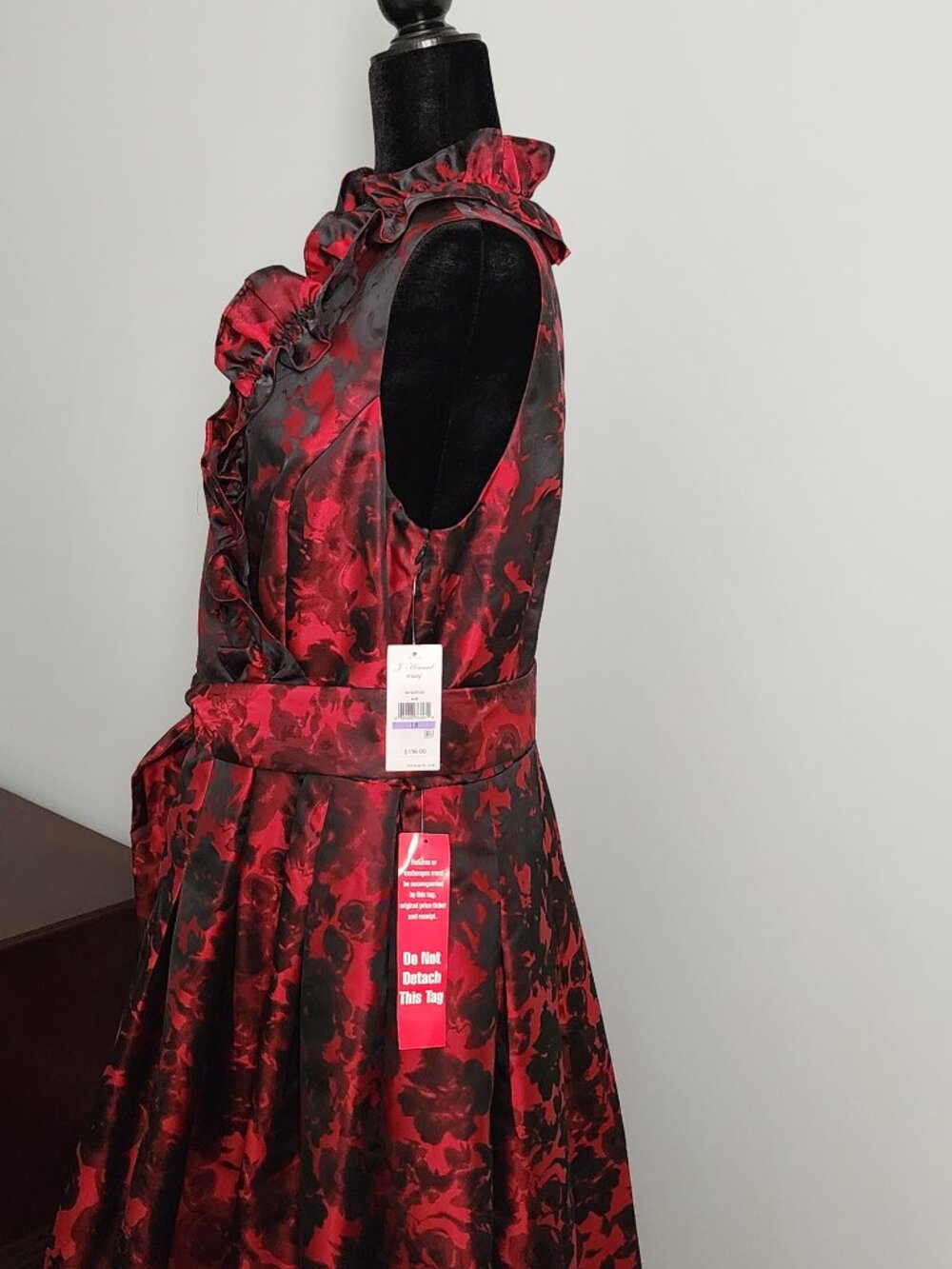J Howard Red and Black Ruffle Floral Dress . Size 18. New with Tags. - Picture 4 of 10